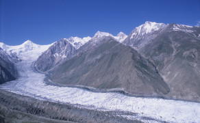 Glacier on Rush Phari Trek