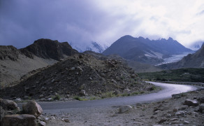 Karakorum Highway Near Passu