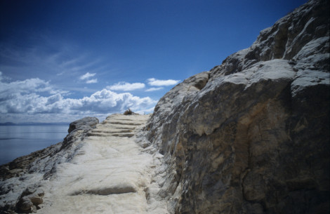 Traversing Isla del Sol